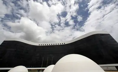 São Paulo tem mais mulheres do que homens aptos a votar