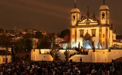 Ópera leva moradores de Congonhas a visitarem a própria história