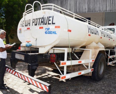 AMA alerta municípios para continuidade Operação Carro Pipa Defesa Civil