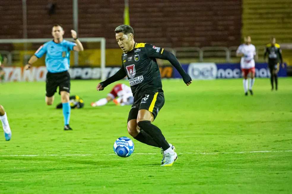 Douglas Skilo e Marquinhos chegam ao CSA em alta após bom trabalho com Rogério Corrêa