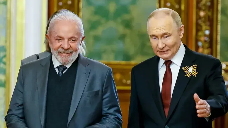 Lula recebe ligação de Putin e conversa sobre guerra na Ucrânia