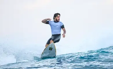 Filipinho avança e Brasil tem seis surfistas nas oitavas