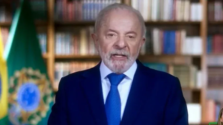 Em meio a atrito com Trump, Lula vai a reunião de líderes de esquerda no Chile