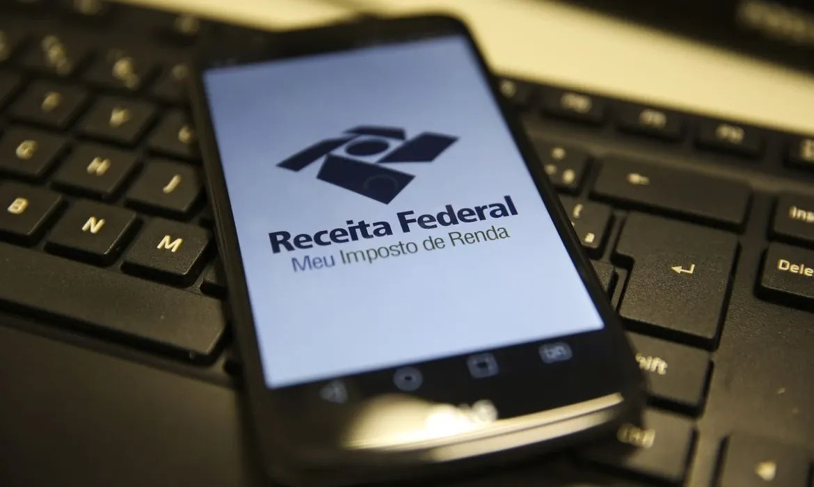 Imposto de Renda 2025: Quando começa a declaração e quais comprovantes juntar