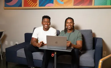 Identificação e acolhimento motivam procura por médicos negros