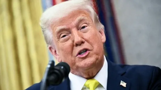 Trump diz em entrevista não saber se deve respeitar Constituição