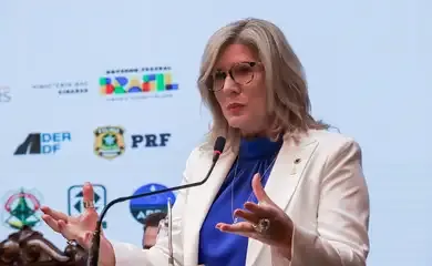 Brasil tem desafio de implantar plano de redução de mortes no trânsito