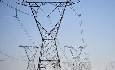 Economia com horário de verão pode chegar a R$ 400 milhões em 5 meses