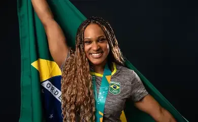 Maioria pela 1ª vez, mulheres encabeçam sonhos de medalhas em Paris
