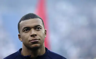 Real Madrid anuncia contratação de Kylian Mbappé