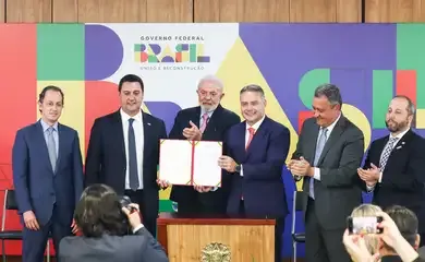 Mais de mil km de rodovias no Paraná passam para a iniciativa privada