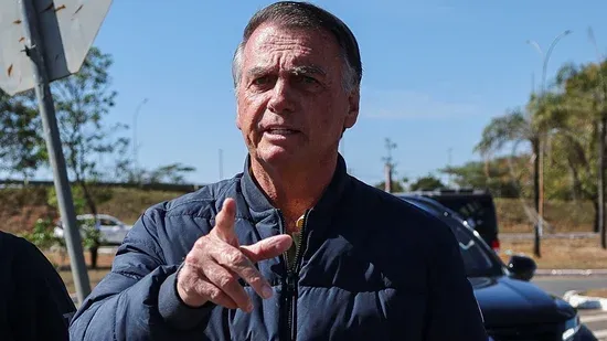 “Suprema humilhação”, diz Bolsonaro sobre tornozeleira eletrônica