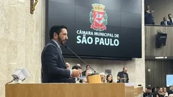 Embate entre Nunes e empresas por proibição de mototáxi chega à Câmara de SP