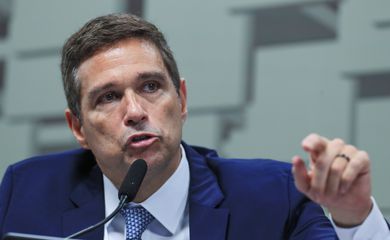 Campos Neto: BC deve atacar contas fantasma para coibir crimes no PIX