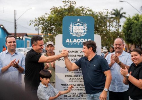 Paulo Dantas entrega 7 km de pavimentação em Olho d’Água das Flores