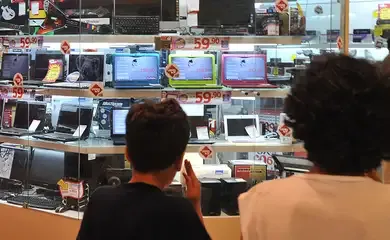 Correios lançam campanha para atender vendas da Black Friday