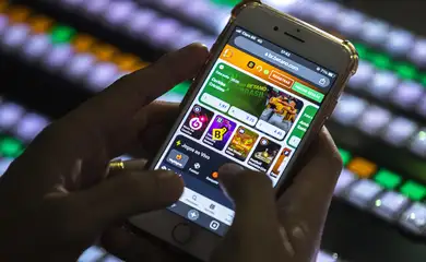 “Aposta é entretenimento, não meio de ganhar dinheiro”, diz secretário