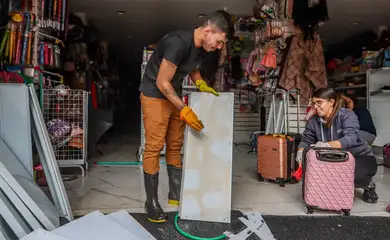 Porto Alegre envia dados de 30 mil famílias para Auxílio Reconstrução