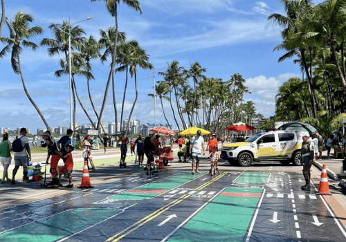 Maio Amarelo: PM realiza ação de educação para o trânsito na orla de Maceió