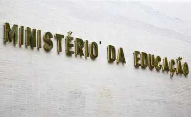 MEC abre fase de declaração de matrículas de escolas em tempo integral
