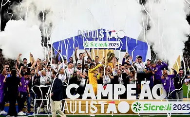 Corinthians quebra jejum e fatura em casa o 31º título do Paulistão