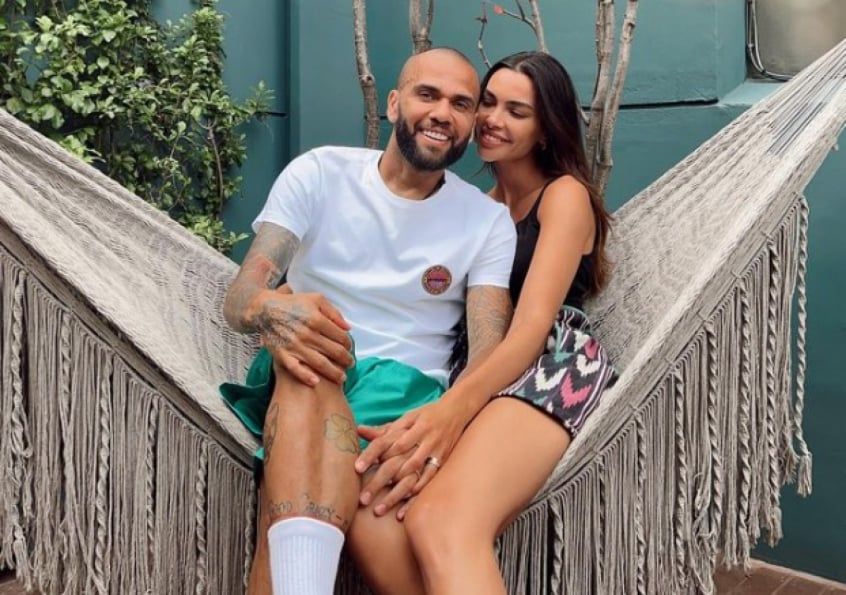 Ex-mulher de Daniel Alves chora e faz desabafo após separação