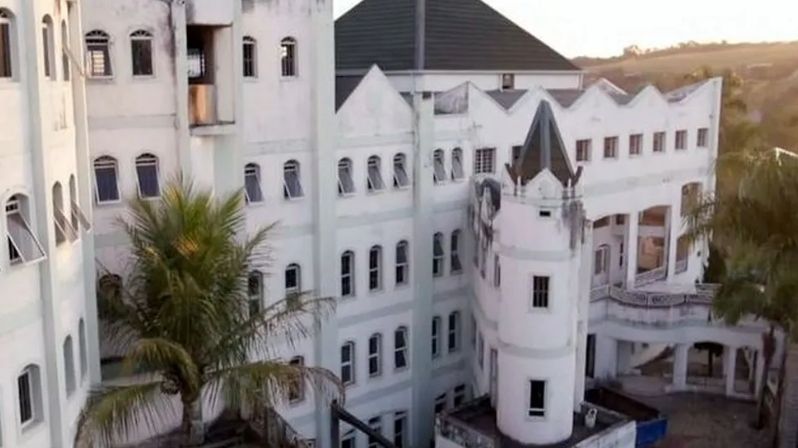 'Castelo’ do cantor José Rico será levado a leilão