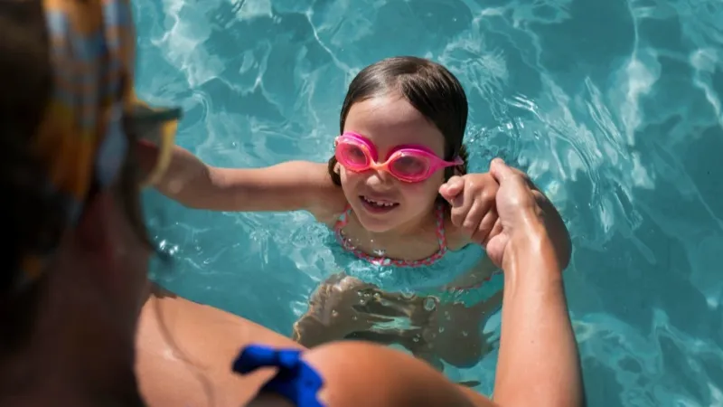 Saiba quais cuidados são necessários com os olhos no verão