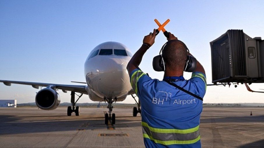 Vai viajar de avião? saiba como economizar HOJE R$ 257,25