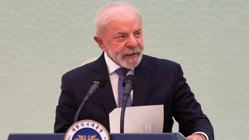 Viagem com Lula aos EUA foi suspensa em virtude da guerra no Irã, diz Fávaro