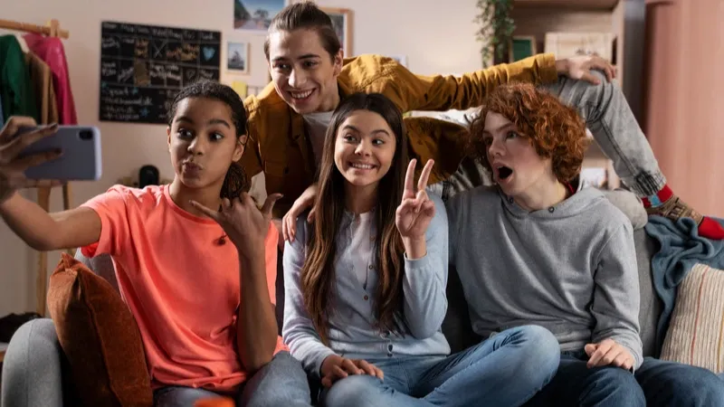 Meu filho “adolesceu”, e agora? 8 dicas para lidar com essa fase