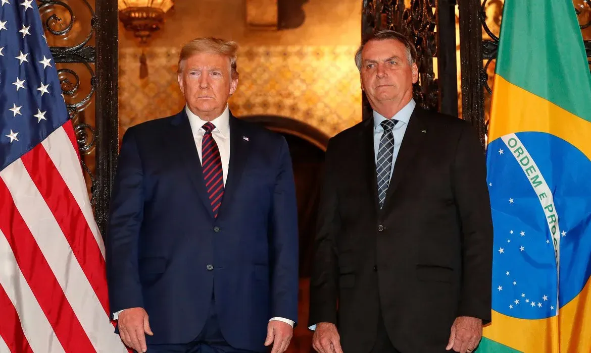 Trump diz estar surpreso com condenação de Bolsonaro no STF