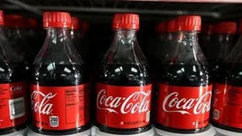 Mudança da Coca-Cola para açúcar de cana sairia cara e prejudicaria agricultores dos EUA