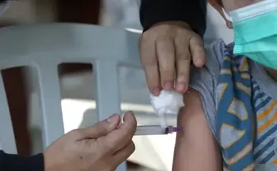 Entidade médica critica CFM por equiparar crenças pessoais à ciência