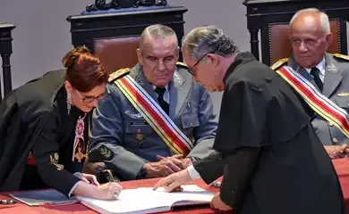Presidente do STM diz que Bolsonaro pode ser julgado por crime militar
