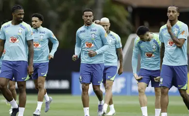 Ancelotti comanda primeira atividade com todos os convocados