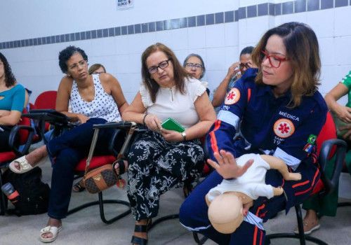 Creche Segura capacita mais de 4 mil servidores públicos em técnicas de primeiros socorros