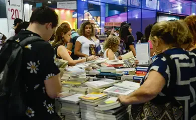 Capital Mundial do Livro, Rio receberá acervo selecionado pela CPLP