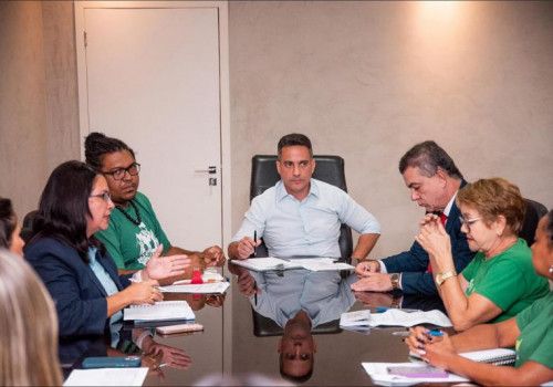 Governo de Alagoas avança nas negociações com trabalhadores da Educação