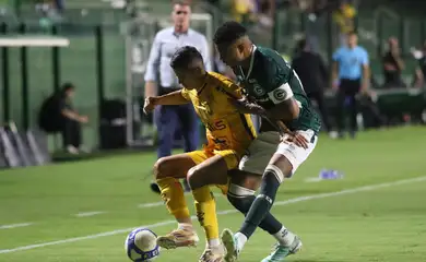Goiás derrota Amazonas e continua vivo na luta pelo acesso