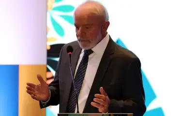 Lula parabeniza Trump pela vitória nas presidenciais norte-americanas