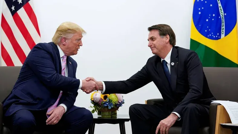 Trump diz que Bolsonaro é alvo de ‘tentativa de execução política’
