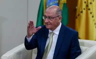 EUA retiram direito de sobretaxa de 103,4% para aço brasileiro