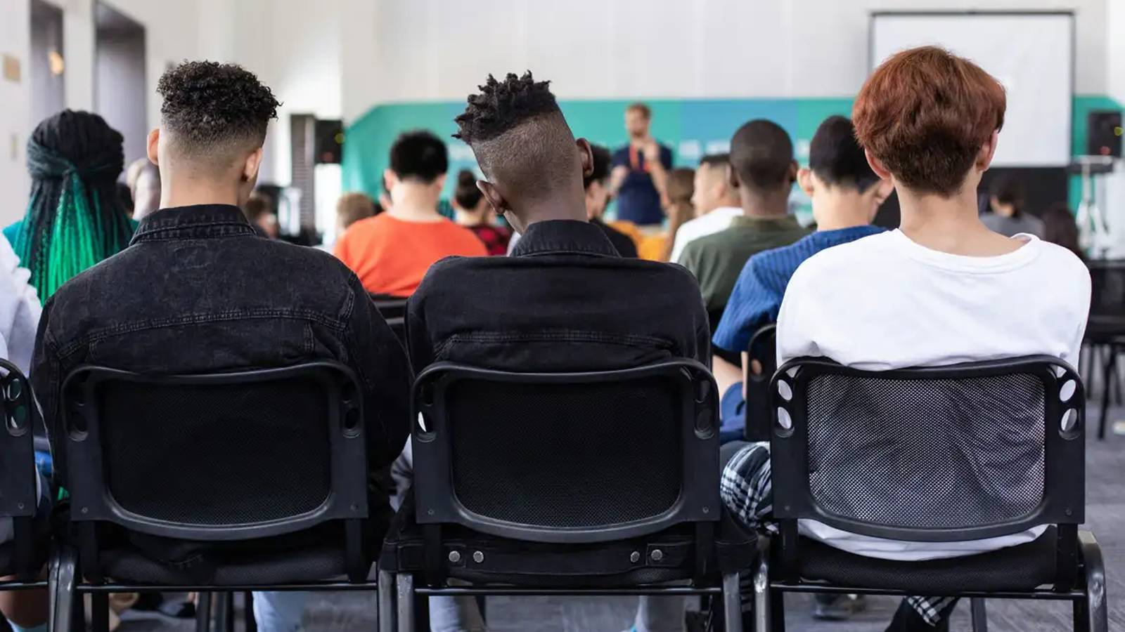 Em 5 pontos, veja como fica o novo ensino médio após sanção de Lula com veto sobre o Enem