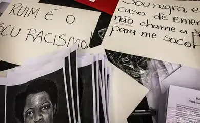 Parentes lamentam absolvição de PMs no caso da mulher morta em 2014