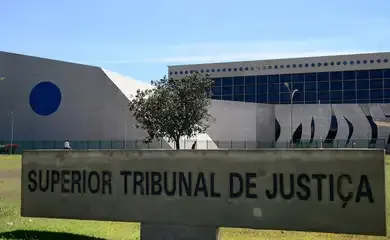 STJ suspende 100% da greve de servidores federais do meio ambiente