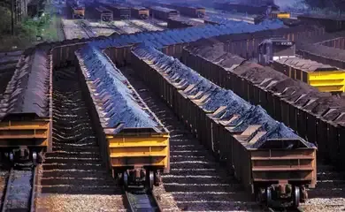 Brasil sobe no ranking de desempenho industrial, comemora Mercadante