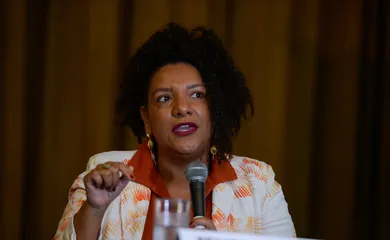 Deputada Renata Souza da Alerj denuncia racismo em plataformas de IA