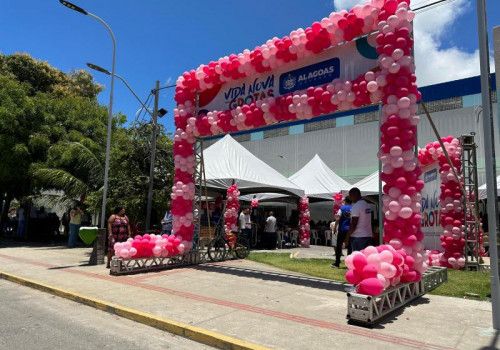 Sesau realiza em Maceió ações de saúde em alusão à Campanha Outubro Rosa