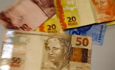 Brasileiros sacaram R$ 241 milhões em valores a receber em dezembro